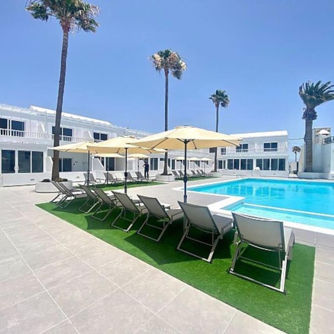 Puerto Del Carmen Airconditioned 2Bed Poolside Apt Ngoại thất bức ảnh
