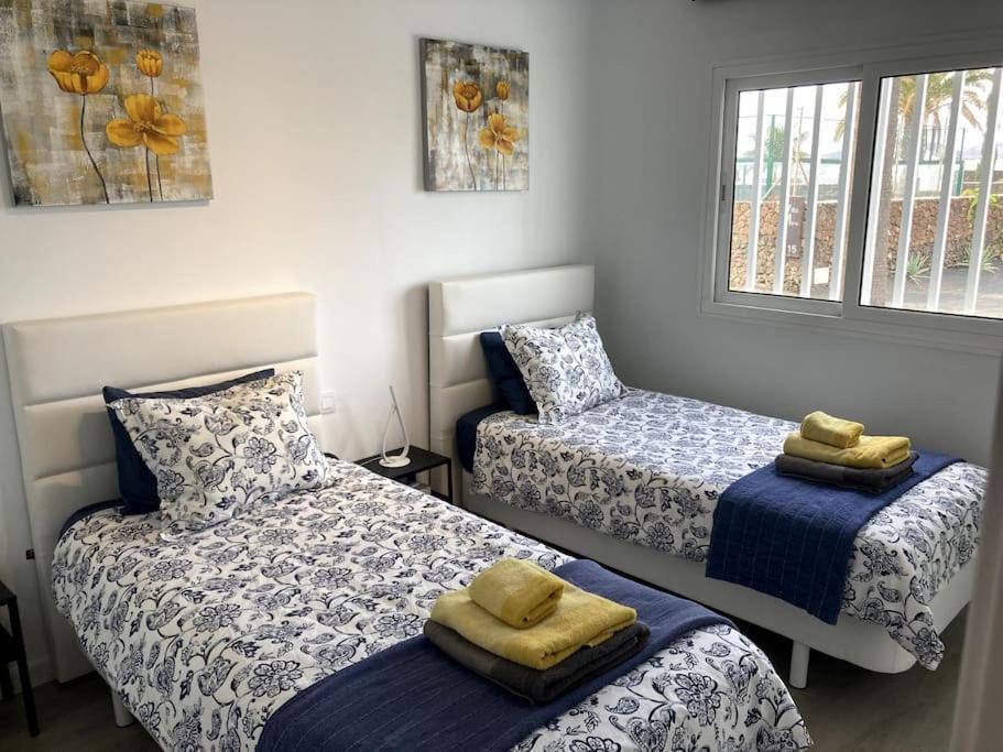 Puerto Del Carmen Airconditioned 2Bed Poolside Apt Ngoại thất bức ảnh